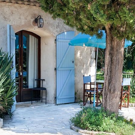 Le Mas Shabanou Bed & Breakfast Roquefort-les-Pins Exterior photo