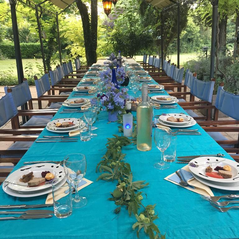 Le Mas Shabanou Bed & Breakfast Roquefort-les-Pins Exterior photo